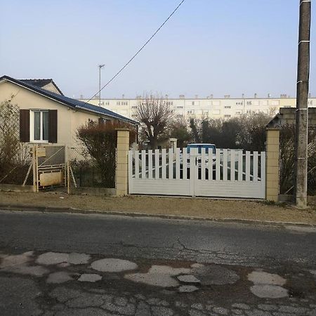 Belle Maison De Vacances Villa Romilly-sur-Seine Exterior foto