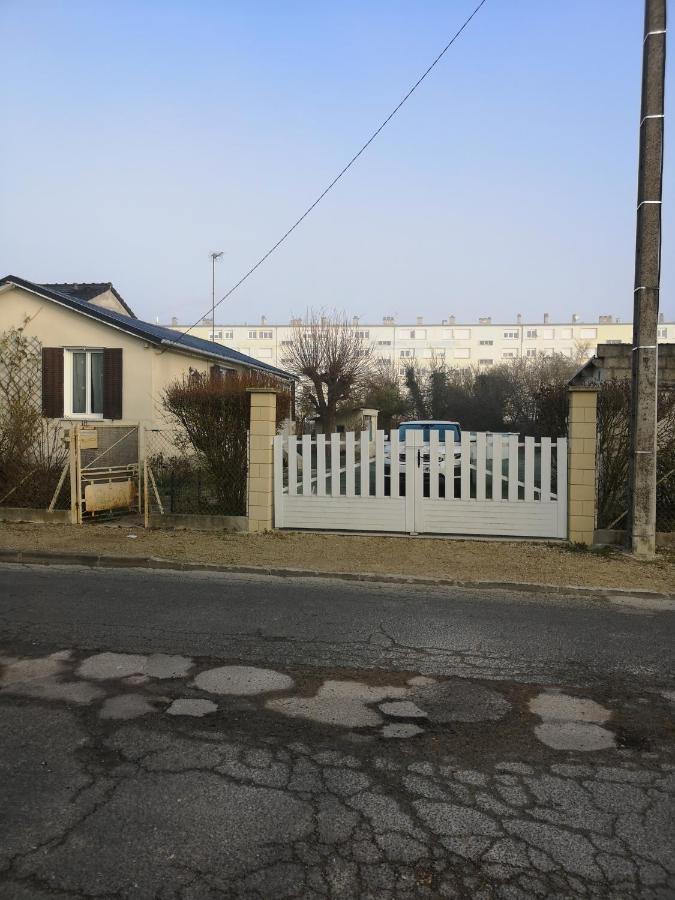 Belle Maison De Vacances Villa Romilly-sur-Seine Exterior foto