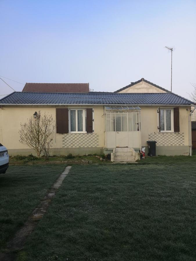 Belle Maison De Vacances Villa Romilly-sur-Seine Exterior foto